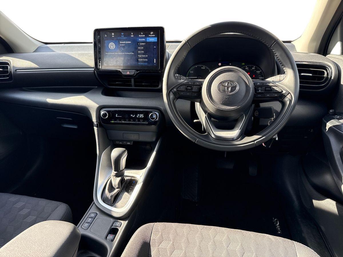 Used Toyota Yaris 2024 for sale - 78170081: Photo 13