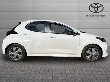 Used Toyota Yaris 2024 for sale - 78170081: Photo