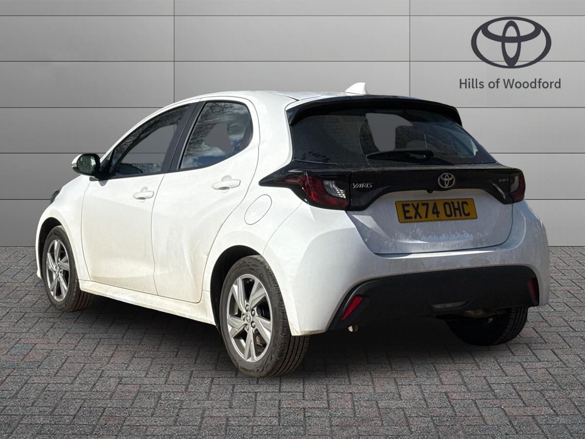 Used Toyota Yaris 2024 for sale - 78170081: Photo 7