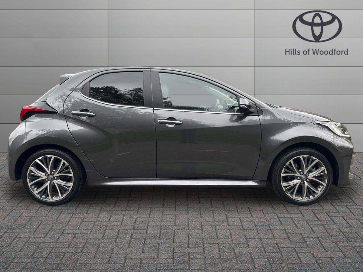 Used Toyota Yaris 2023 for sale - 78170086: Photo 2