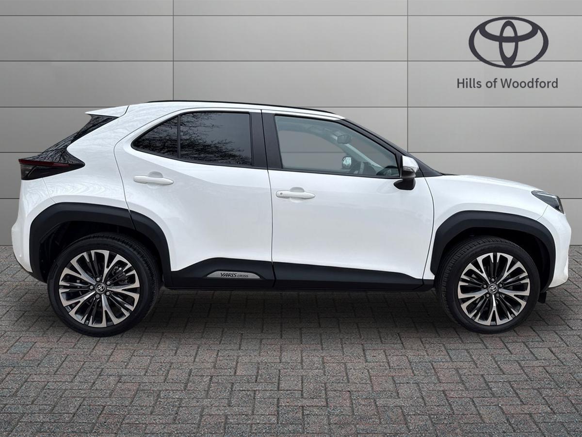 Used Toyota Yaris Cross 2023 for sale - 78170124: Photo 2