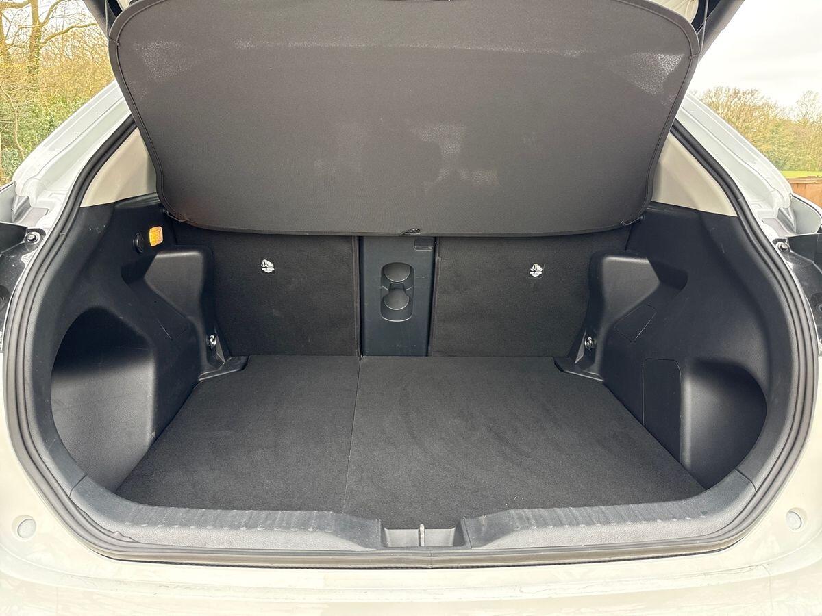 Used Toyota Yaris Cross 2023 for sale - 78170124: Photo 20