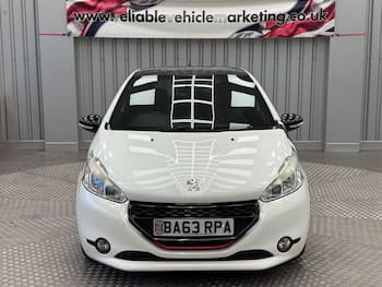Used Peugeot 208 2013 for sale - 79621036: Photo