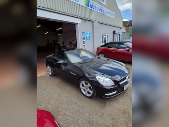 Used Mercedes-Benz SLK 2012 for sale - 79105411: Photo
