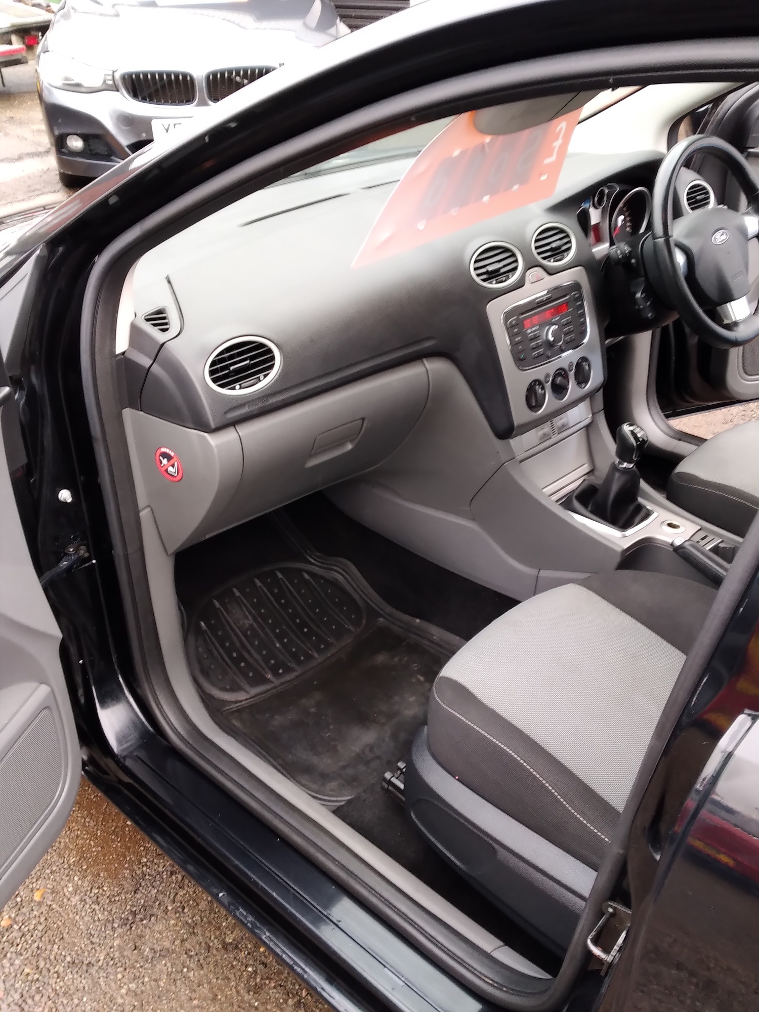 Used Ford Focus 2011 for sale - 77435348: Photo 7