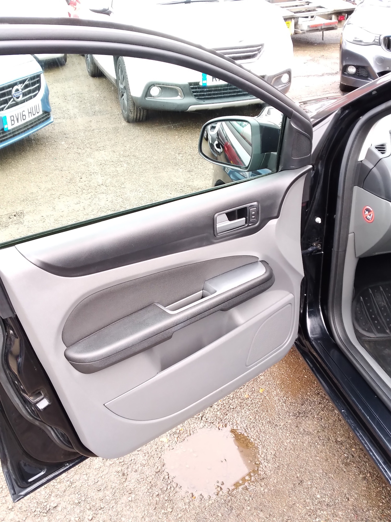 Used Ford Focus 2011 for sale - 77435348: Photo 8