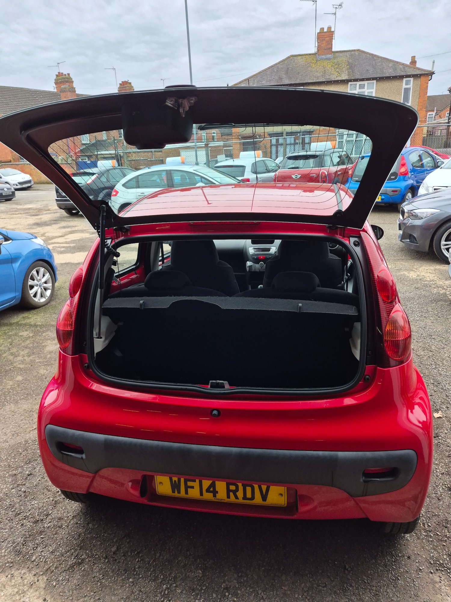 Used Peugeot 107 2014 for sale - 77637007: Photo 11