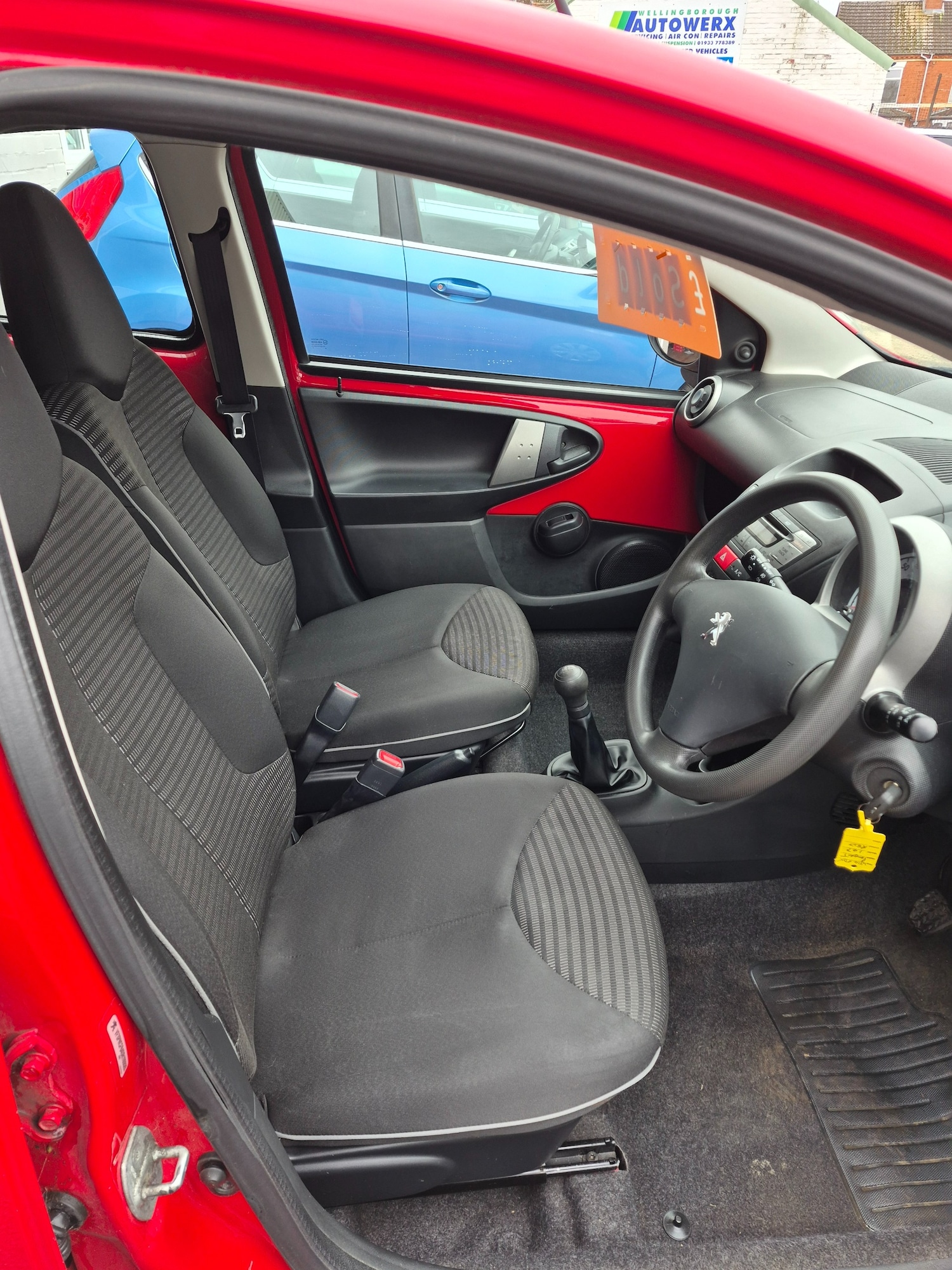 Used Peugeot 107 2014 for sale - 77637007: Photo 12
