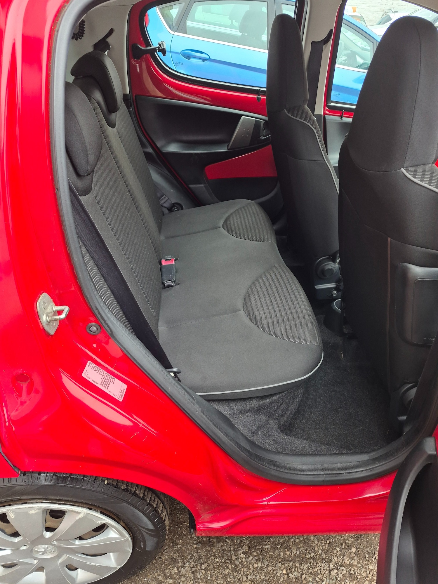 Used Peugeot 107 2014 for sale - 77637007: Photo 13