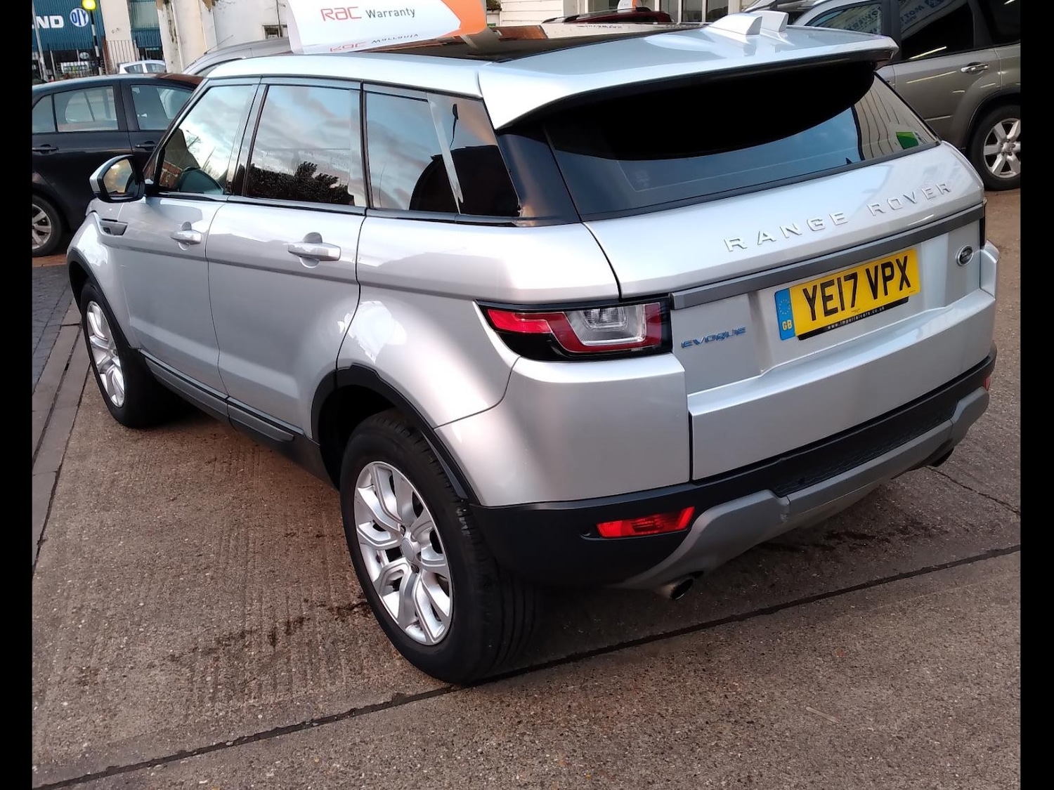 Used Land Rover Range Rover Evoque 2017 for sale - 69521352: Photo 6