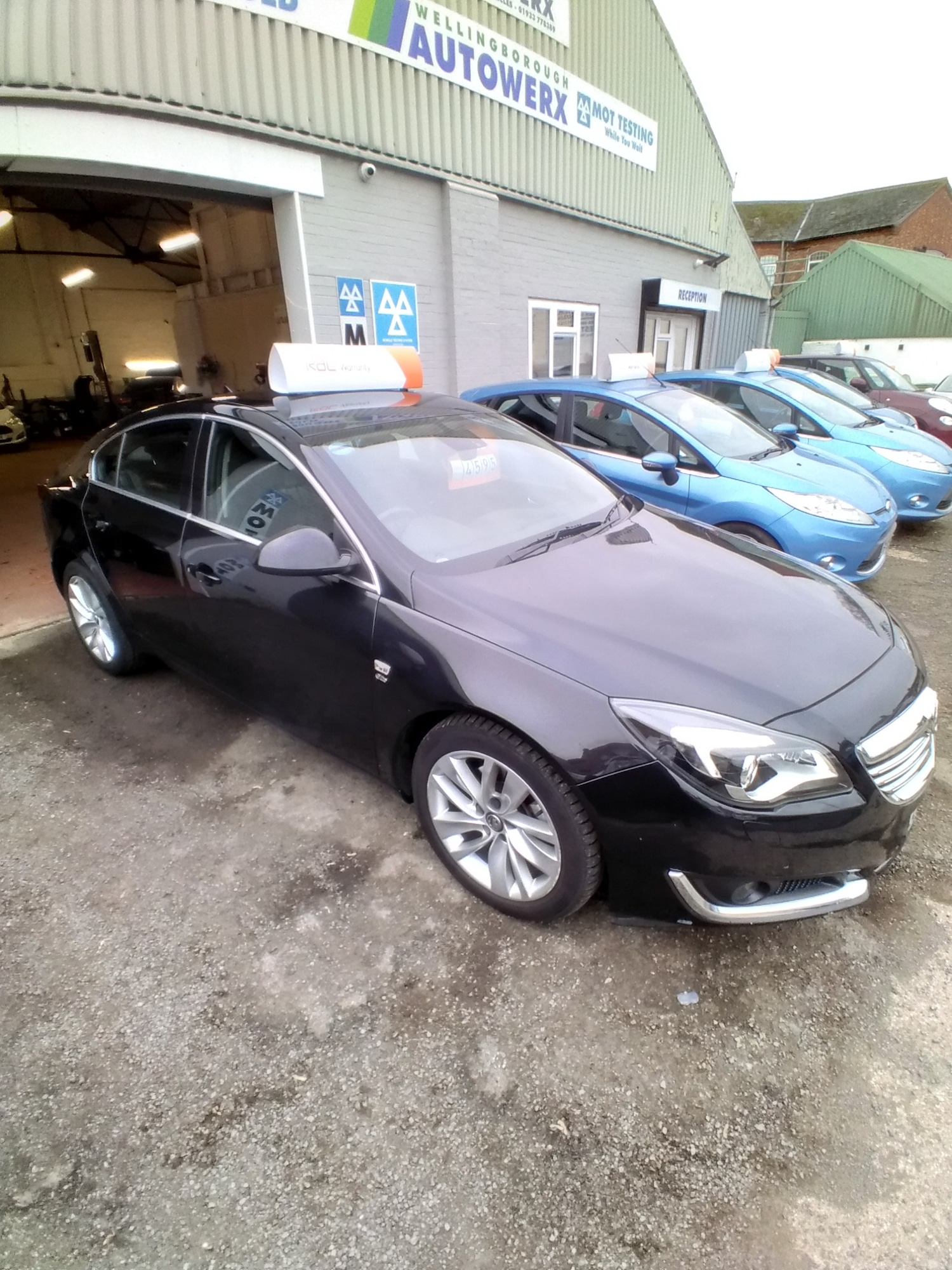 Used Vauxhall Insignia 2014 for sale - 77069354: Photo 2