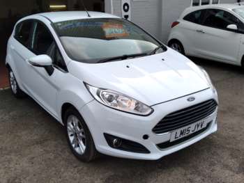 2015 (15) - 1.25 82 Zetec 5dr