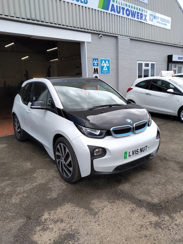Used BMW i3 2015 for sale - 76232130: Photo 1