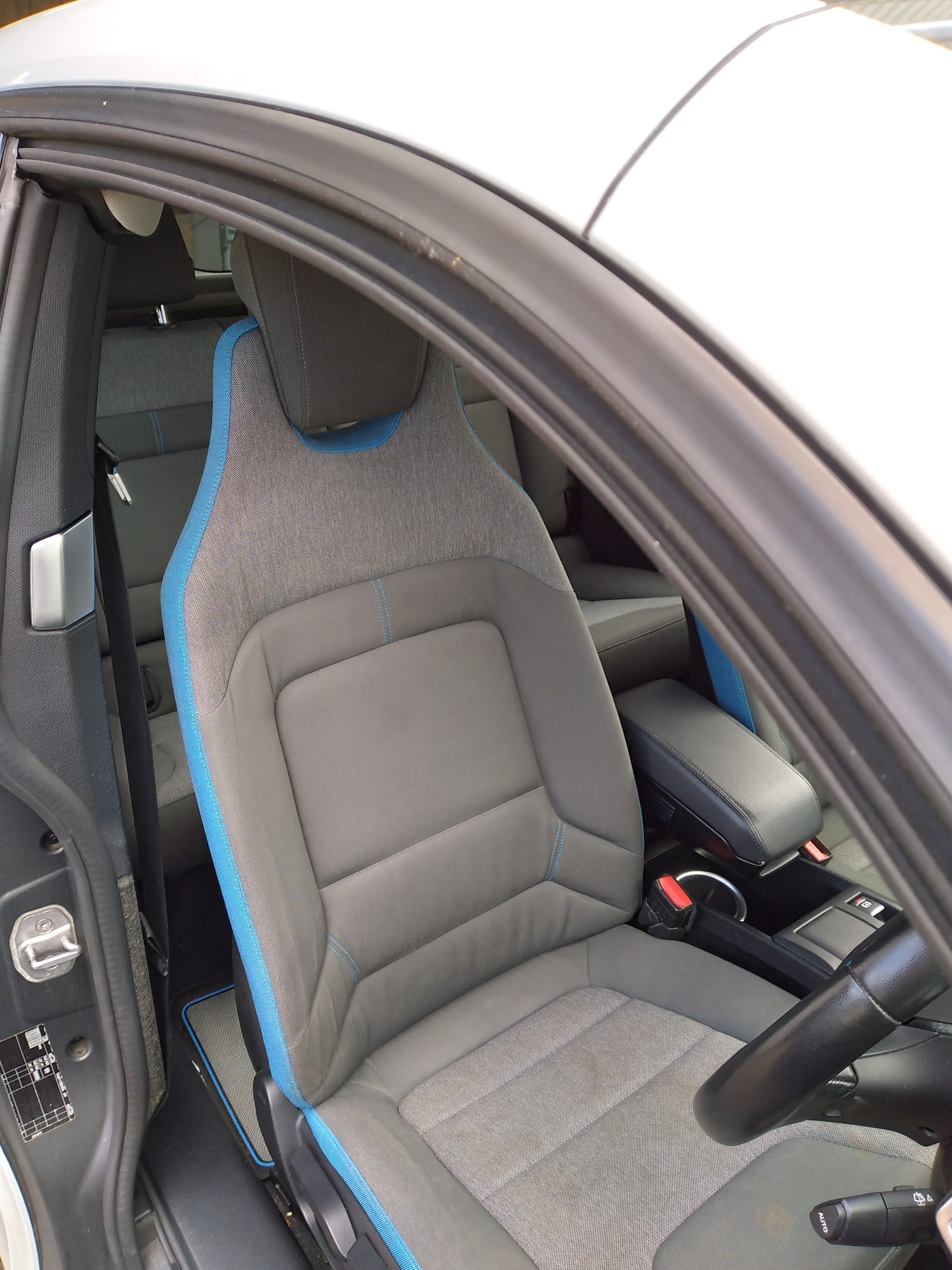 Used BMW i3 2015 for sale - 76232130: Photo 9