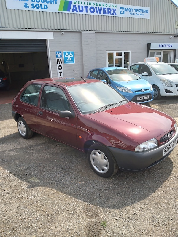 Used Ford Fiesta 1998 for sale - 74981602: Photo 1