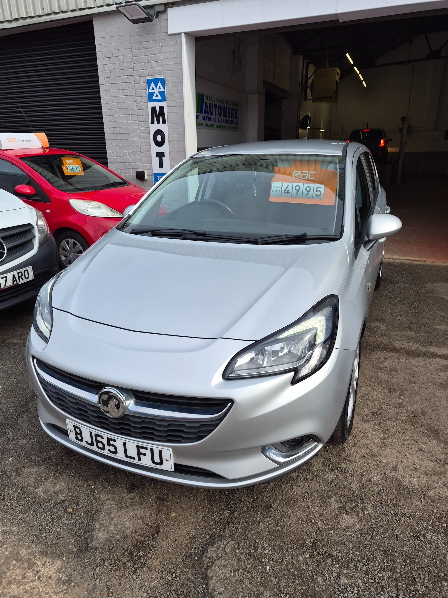 Used Vauxhall Corsa 2015 for sale - 77637009: Photo 7
