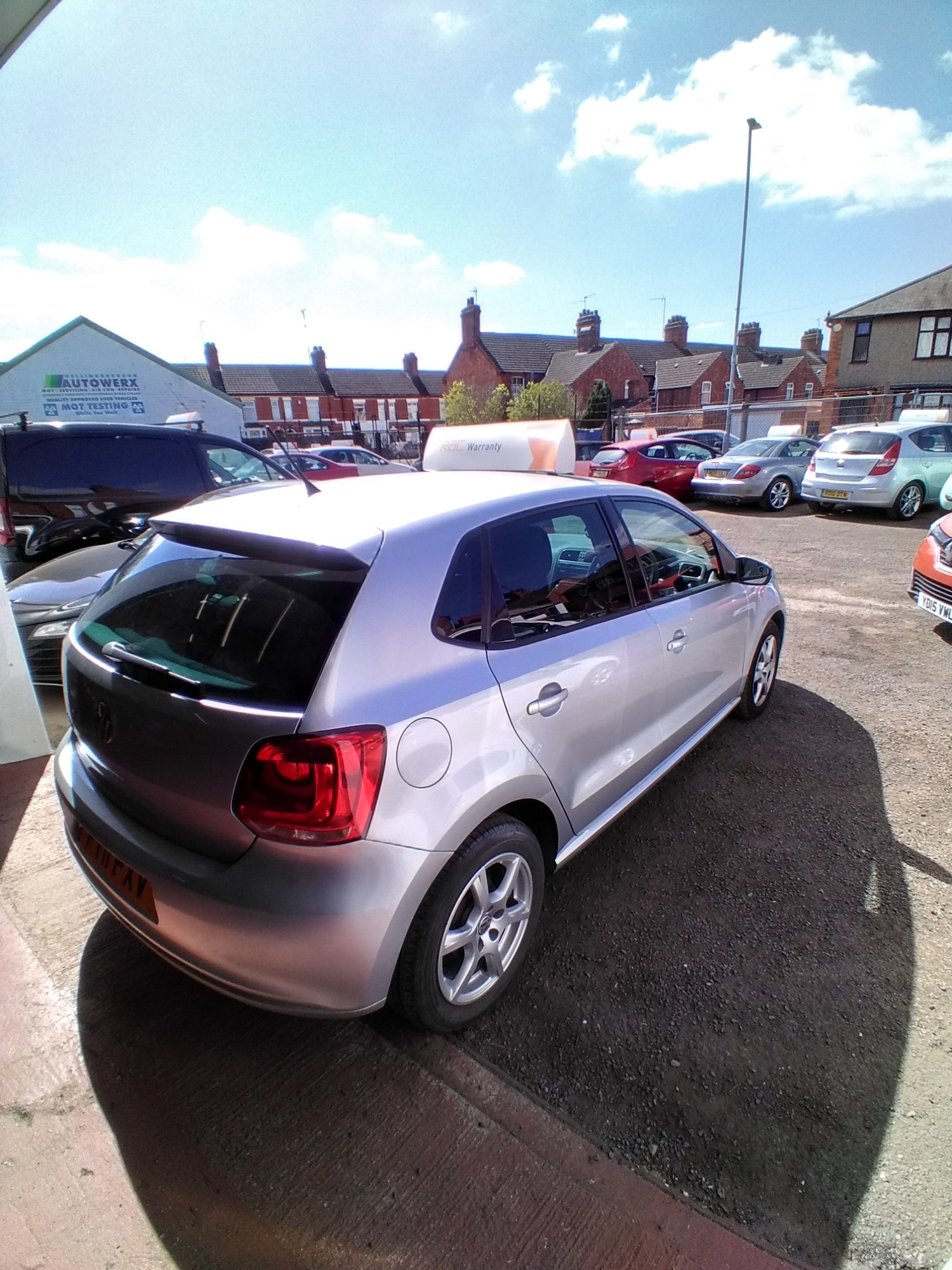 Used Volkswagen Polo 2011 for sale - 76577736: Photo 3