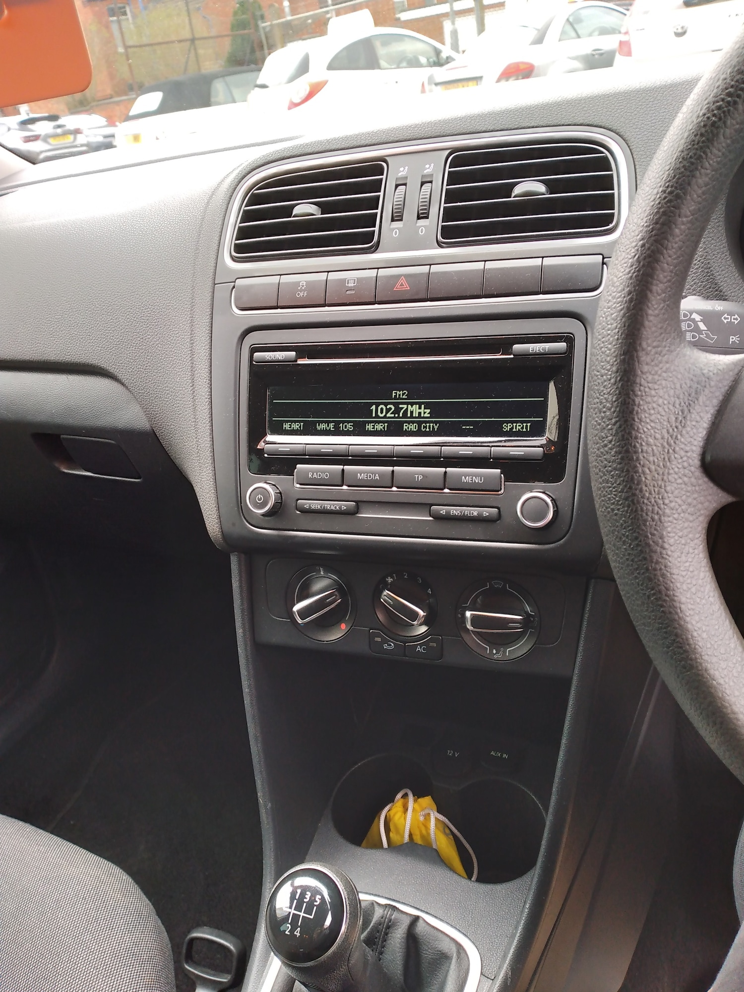 Used Volkswagen Polo 2011 for sale - 76577736: Photo 8