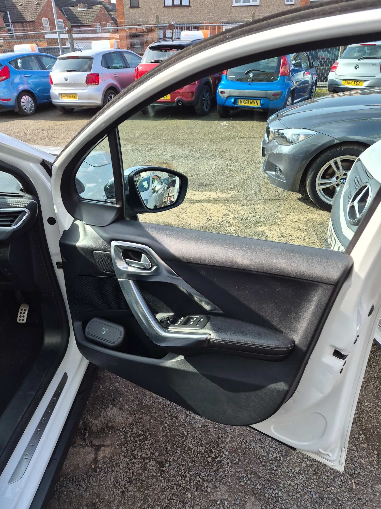 Used Peugeot 2008 2016 for sale - 77663510: Photo 18