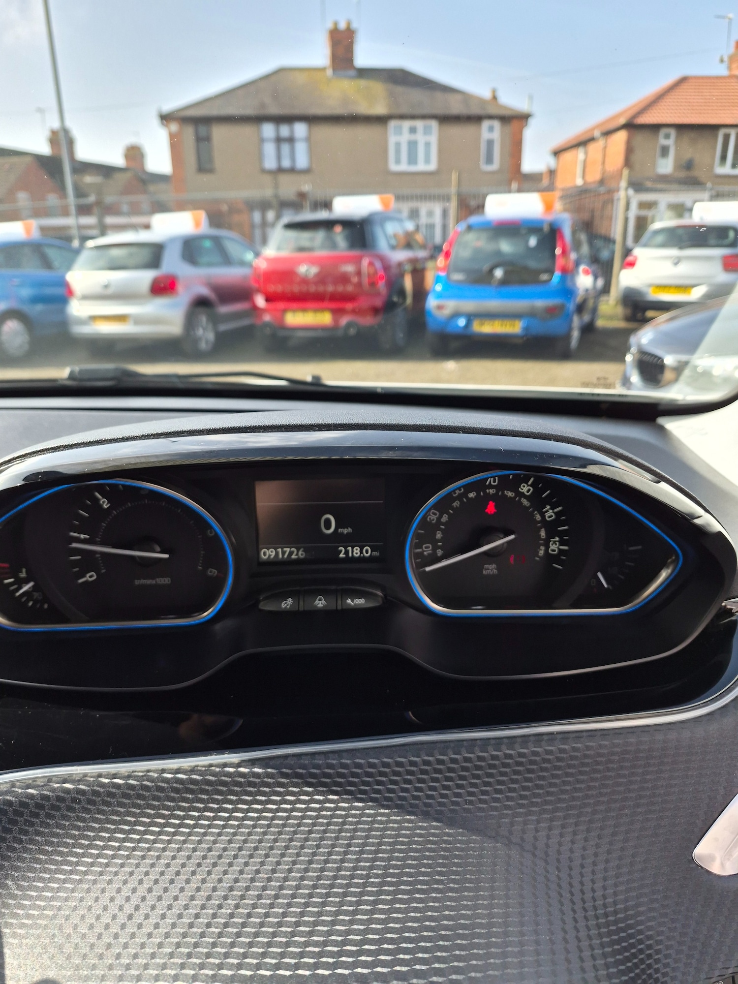 Used Peugeot 2008 2016 for sale - 77663510: Photo 20