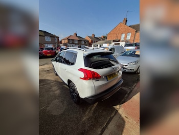 Used Peugeot 2008 2016 for sale - 77663510: Photo