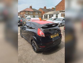 Used Ford Fiesta 2015 for sale - 75919211: Photo
