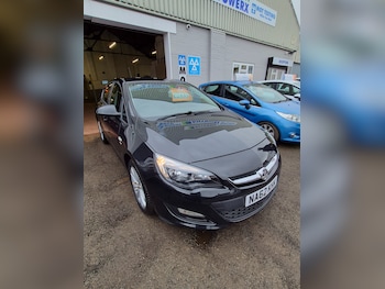 2012 (62) - 1.4i 16V Active 5dr