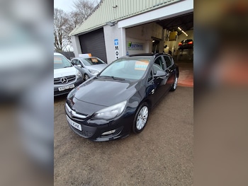 Used Vauxhall Astra 2012 for sale - 77689521: Photo