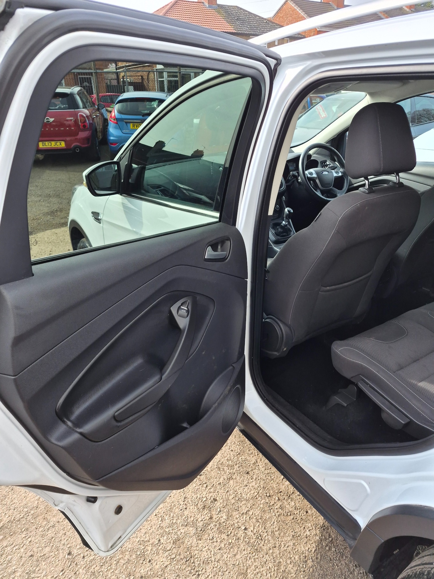 Used Ford Kuga 2015 for sale - 77981749: Photo 17