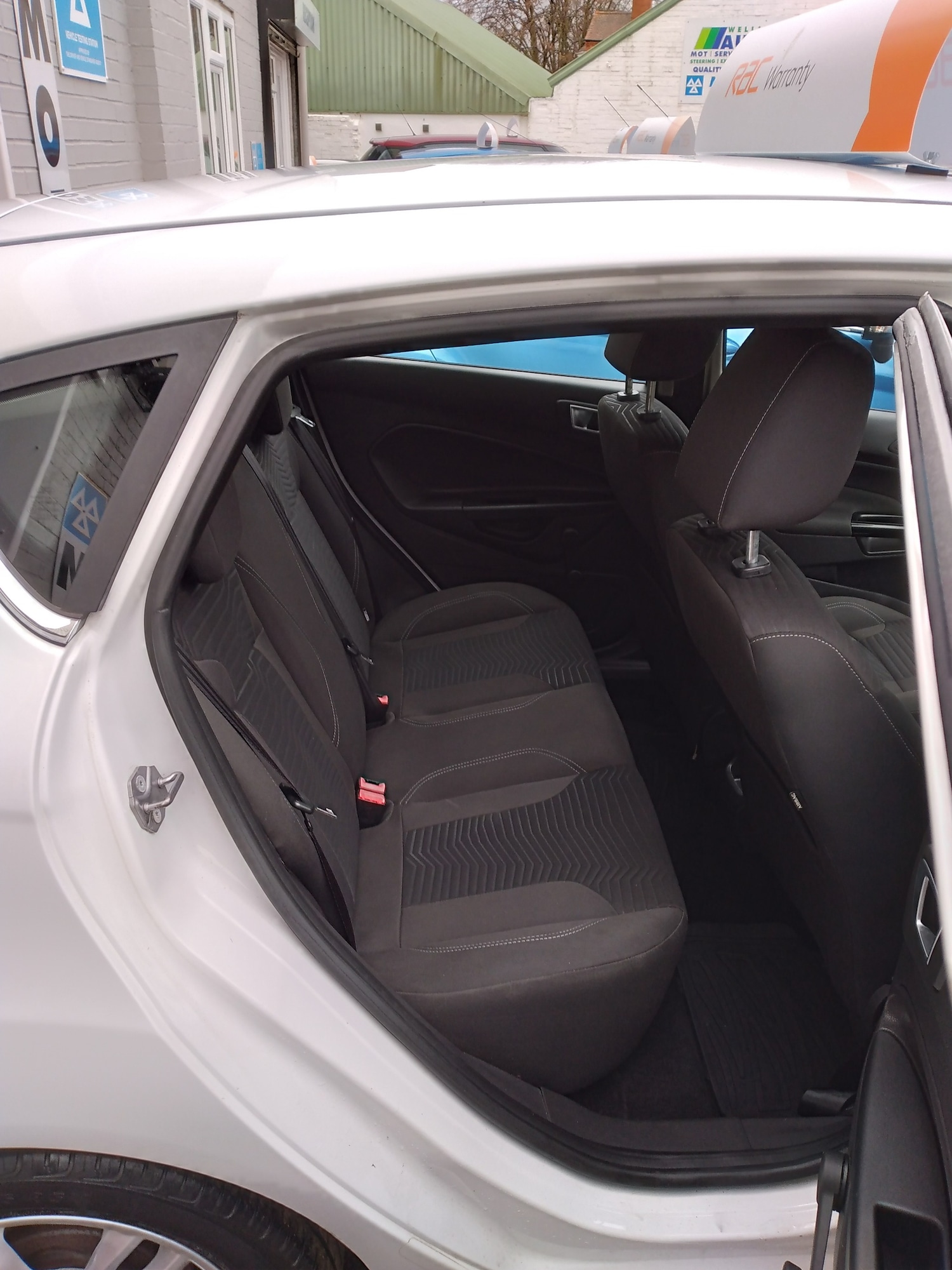 Used Ford Fiesta 2015 for sale - 77069121: Photo 15