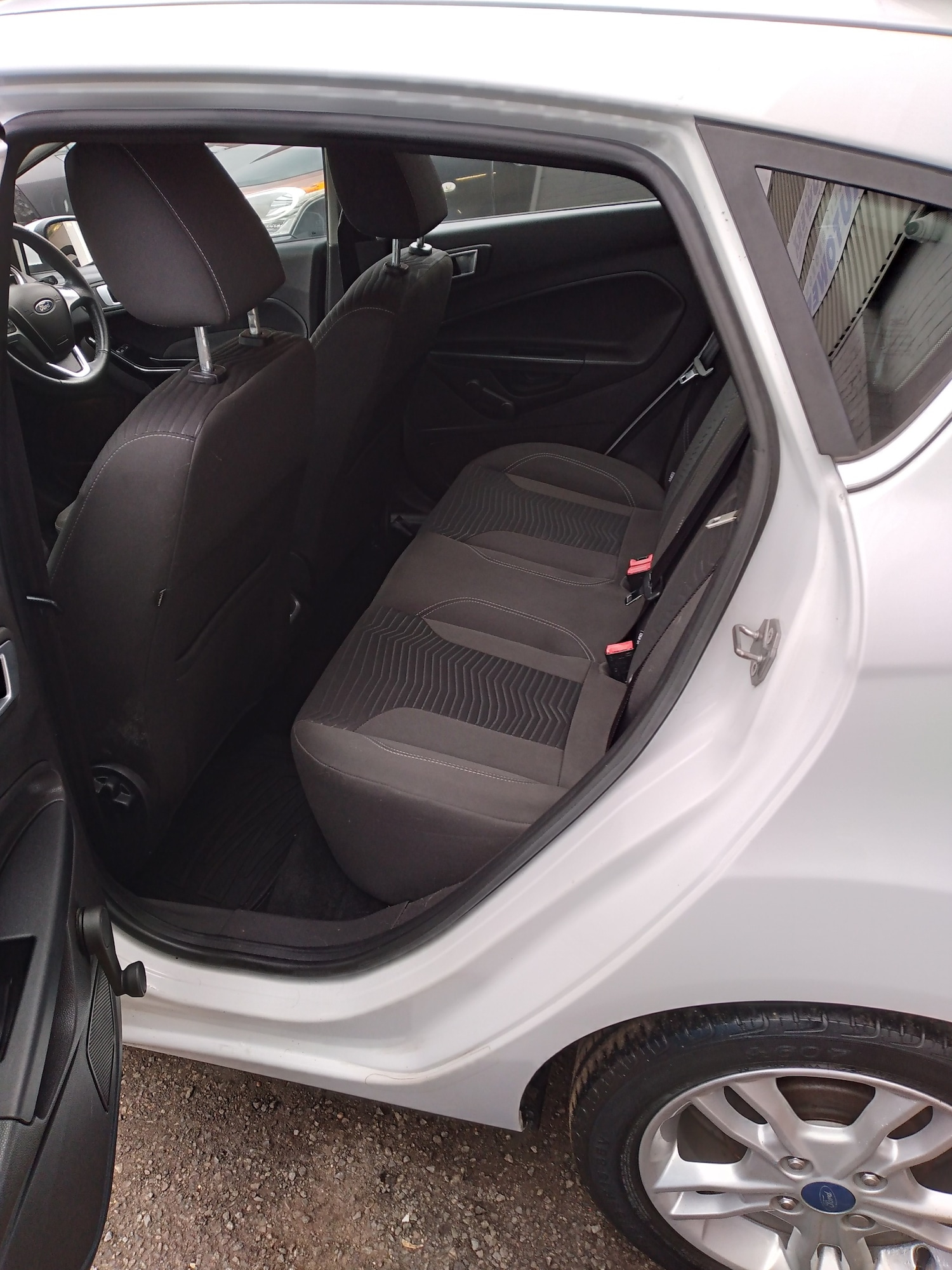 Used Ford Fiesta 2015 for sale - 77069121: Photo 17