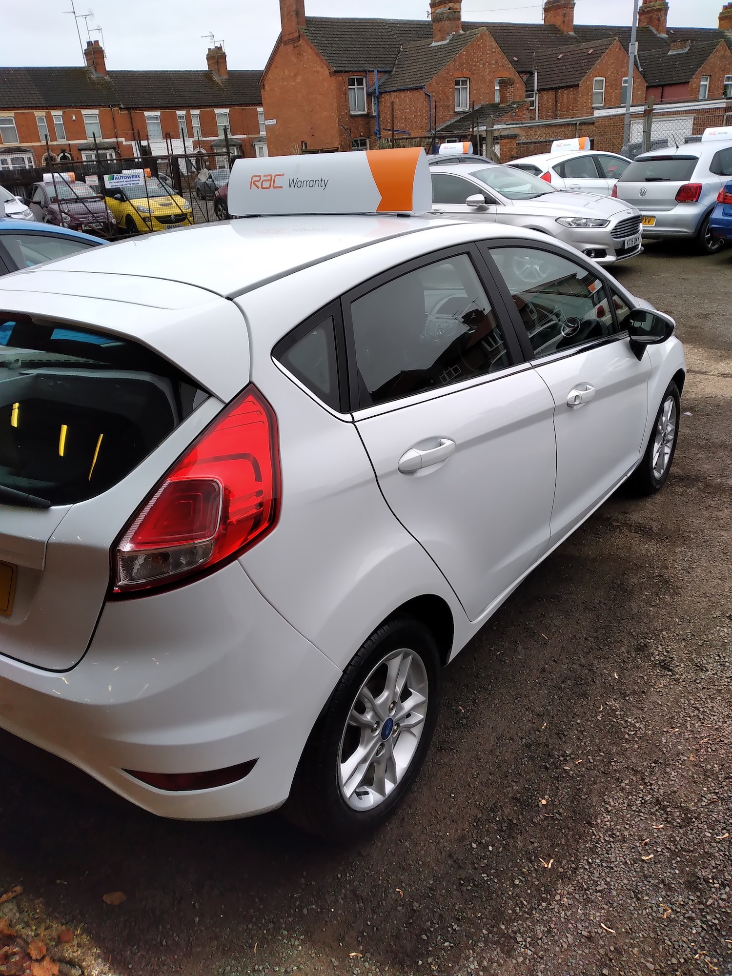 Used Ford Fiesta 2015 for sale - 77069121: Photo 4