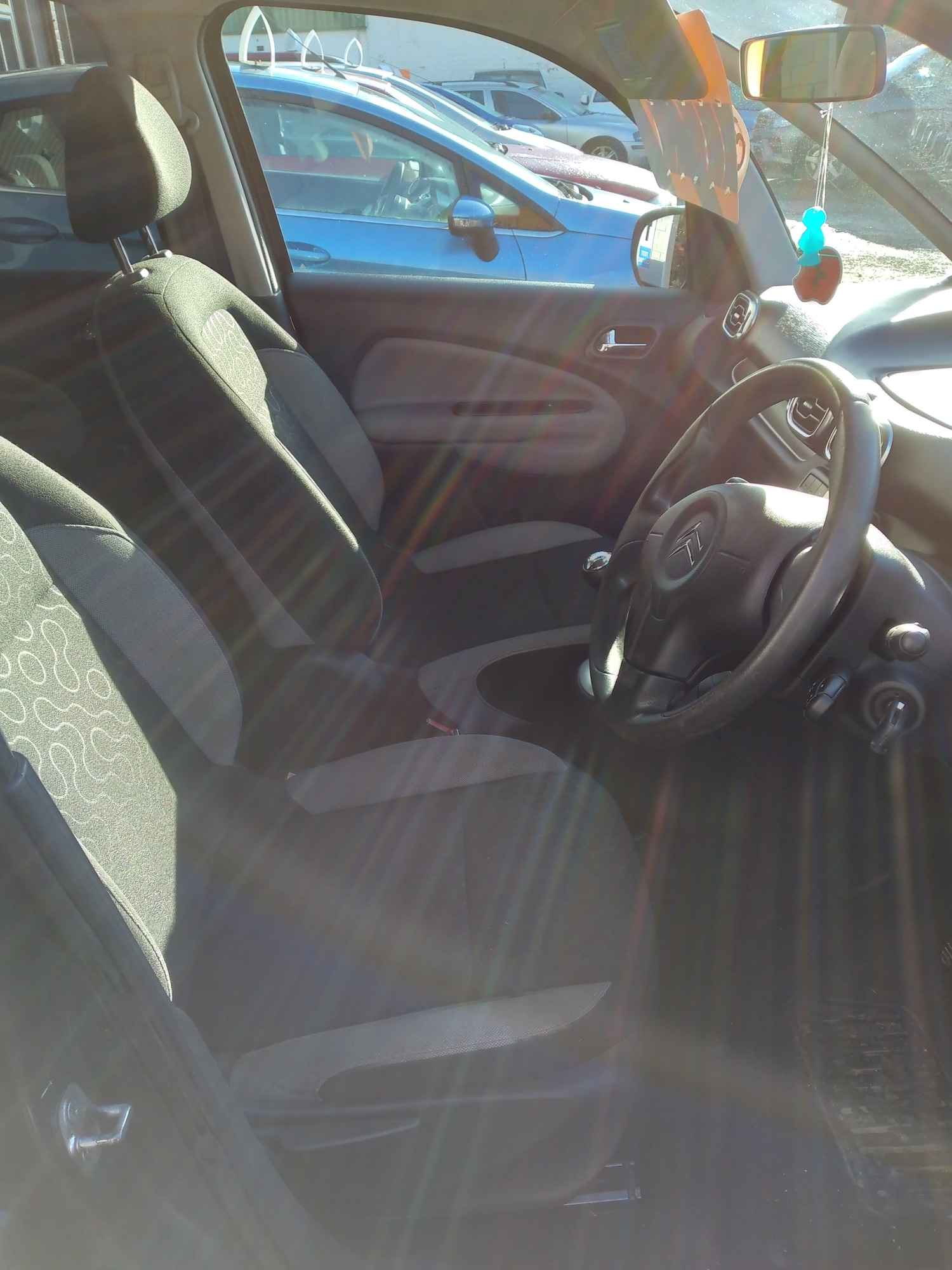 Used Citroen C3 Picasso 2012 for sale - 76792401: Photo 11