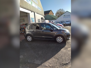 Used Citroen C3 Picasso 2012 for sale - 76792401: Photo