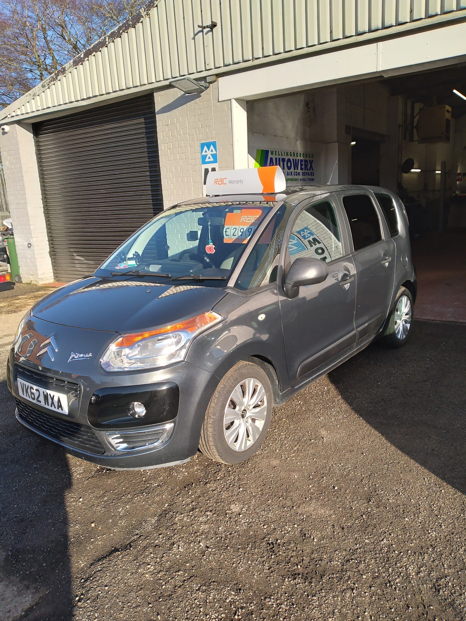 Used Citroen C3 Picasso 2012 for sale - 76792401: Photo 7
