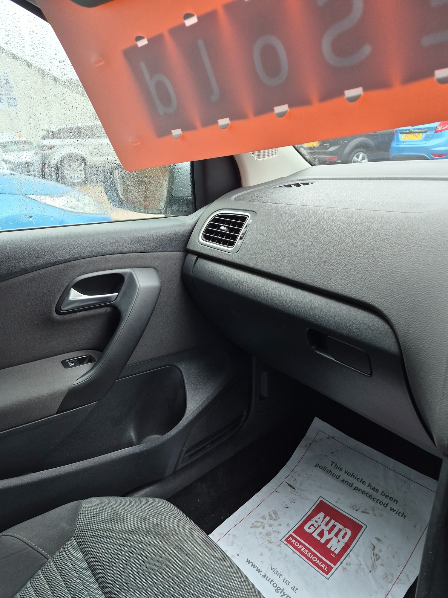 Used Volkswagen Polo 2011 for sale - 77636961: Photo 15