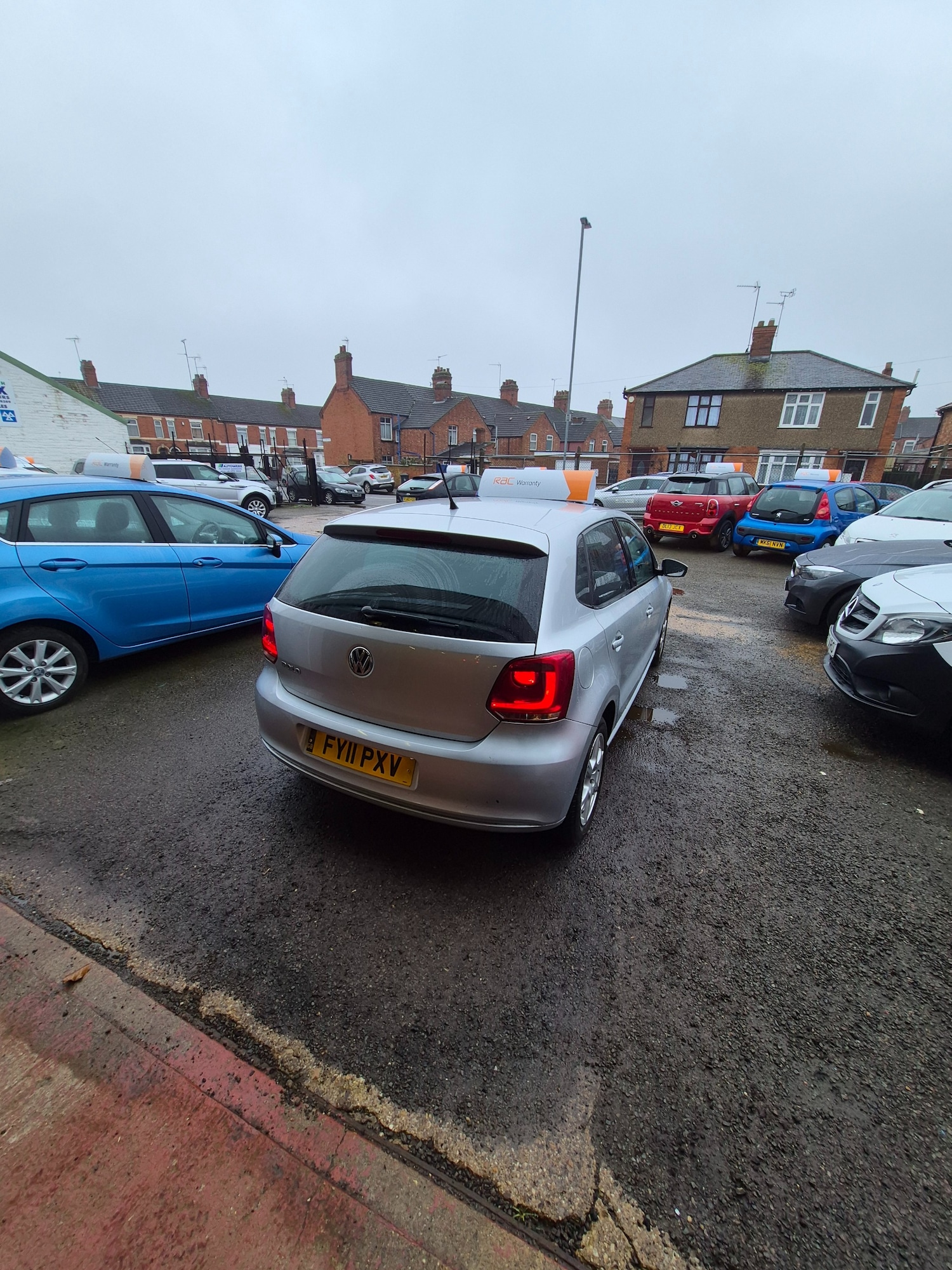 Used Volkswagen Polo 2011 for sale - 77636961: Photo 4