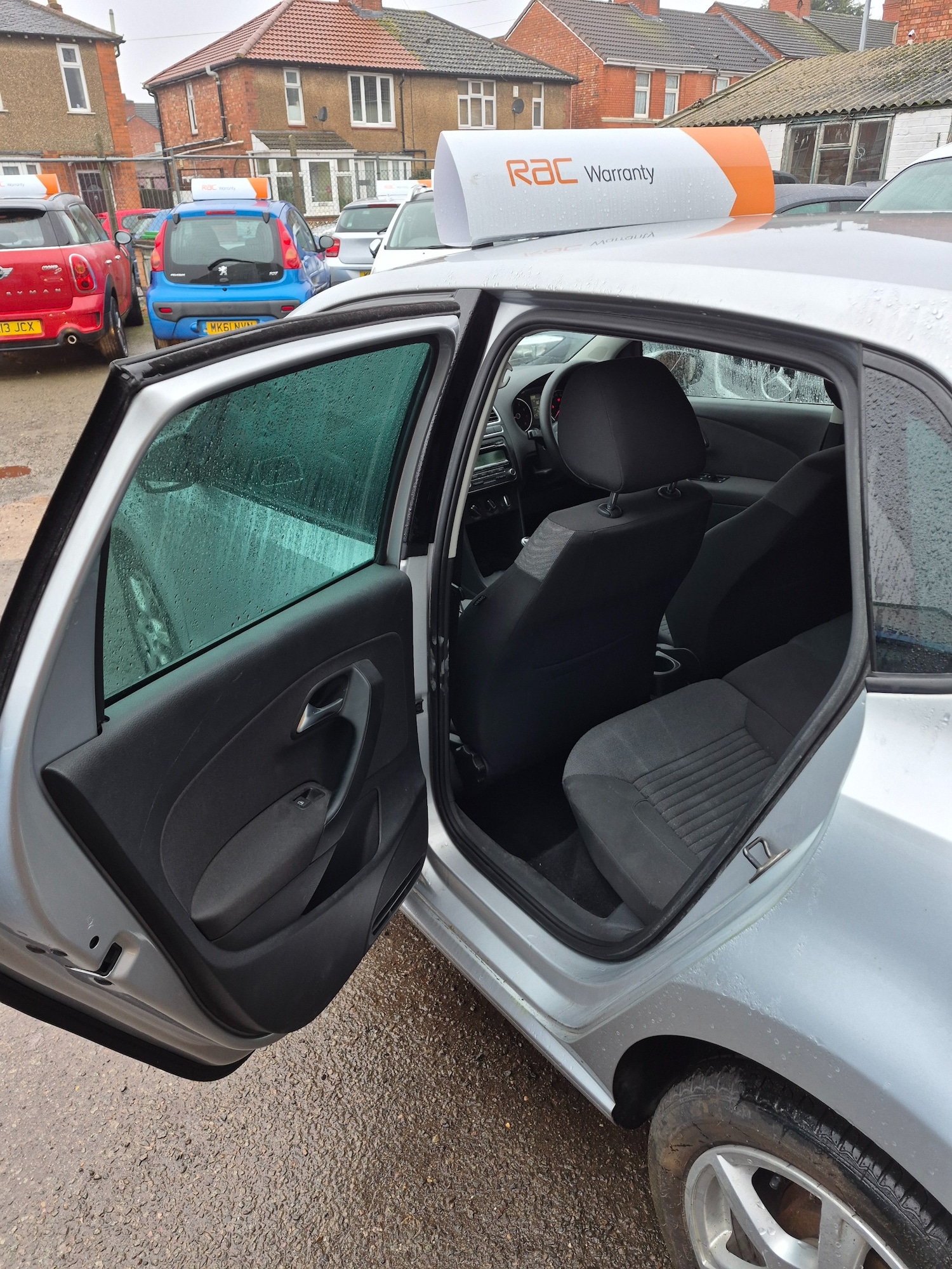 Used Volkswagen Polo 2011 for sale - 77636961: Photo 9