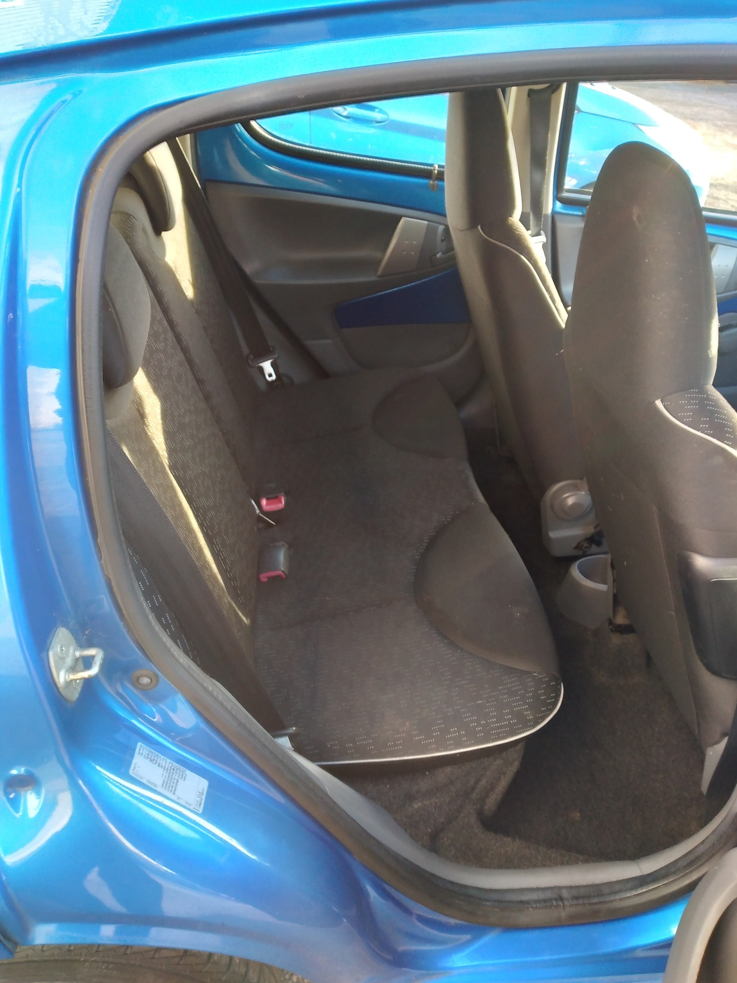 Used Peugeot 107 2011 for sale - 76722420: Photo 9