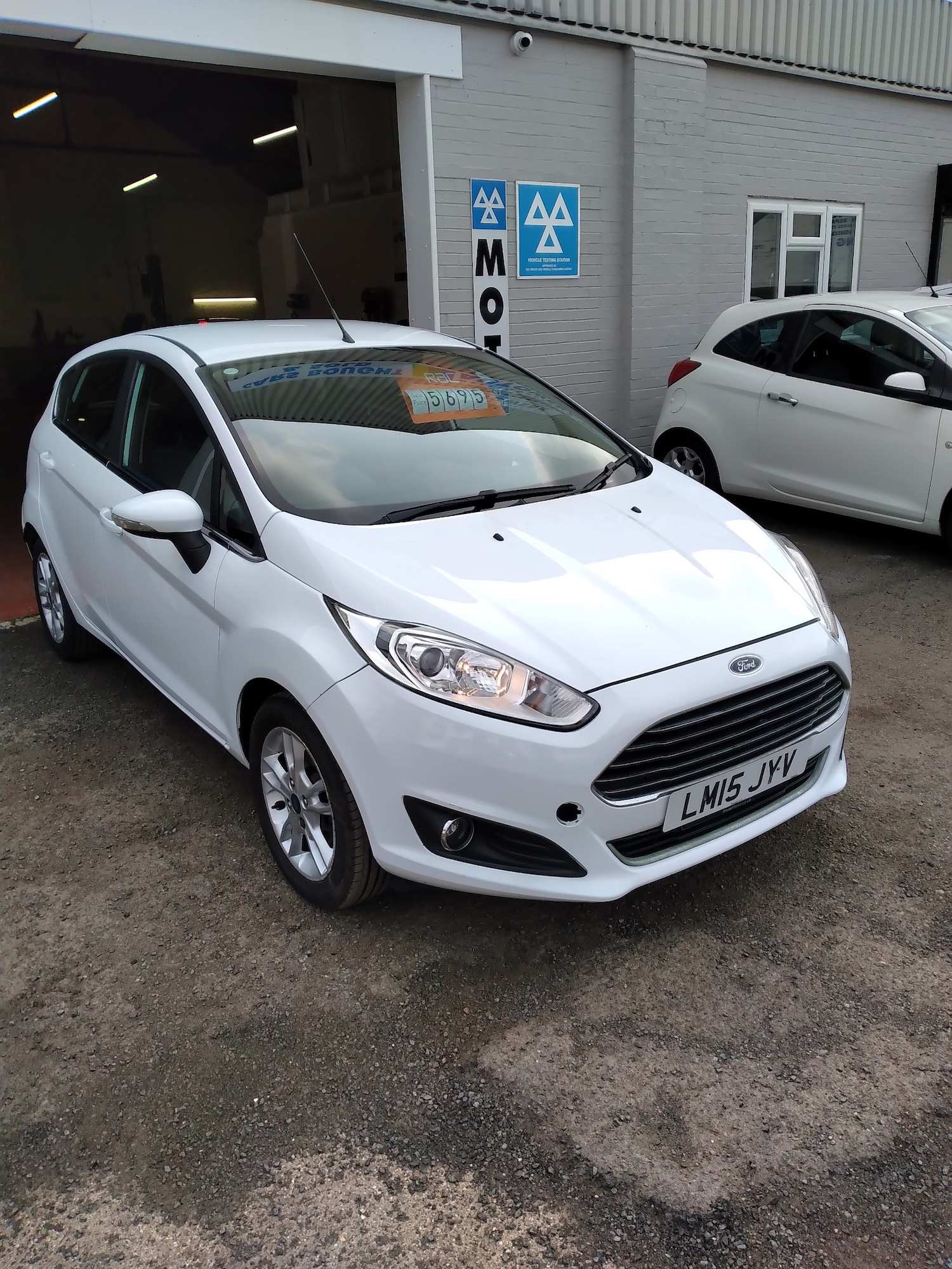 Used Ford Fiesta 2015 for sale - 76576427: Photo 1