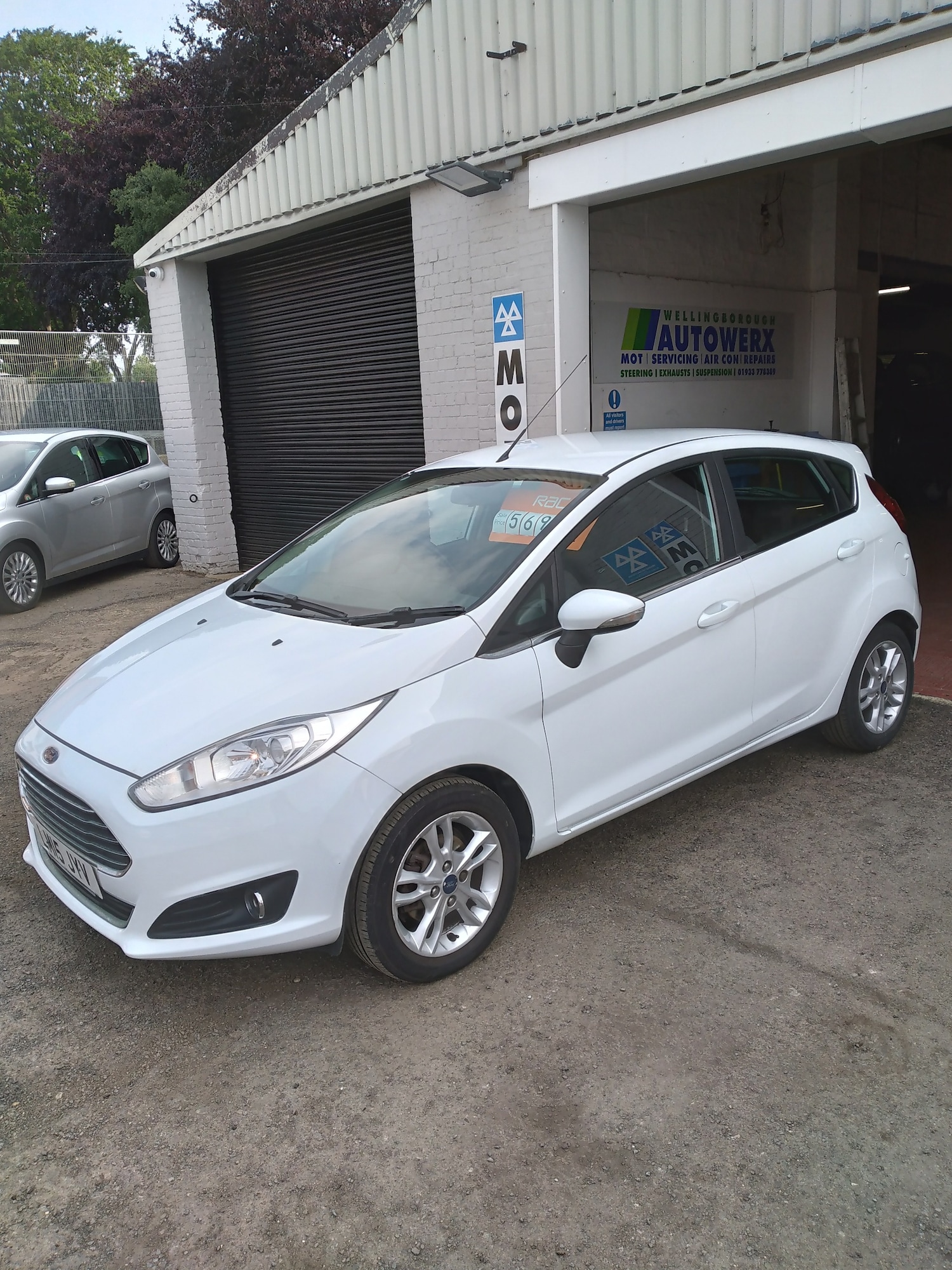 Used Ford Fiesta 2015 for sale - 76576427: Photo 7