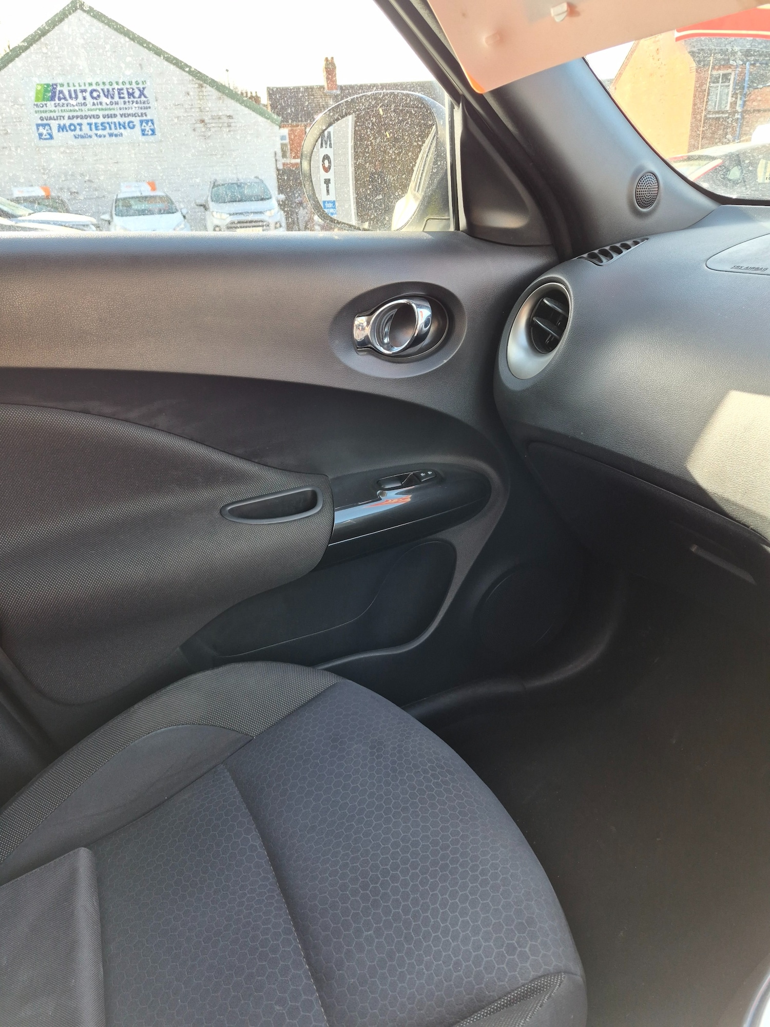 Used Nissan Juke 2014 for sale - 77846269: Photo 9