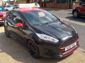 Used Ford Fiesta 2015 for sale - 72204304: Photo