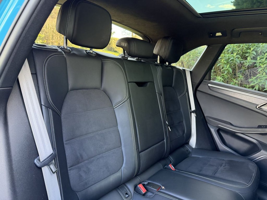 Used Porsche Macan 2022 for sale - 78030023: Photo 15