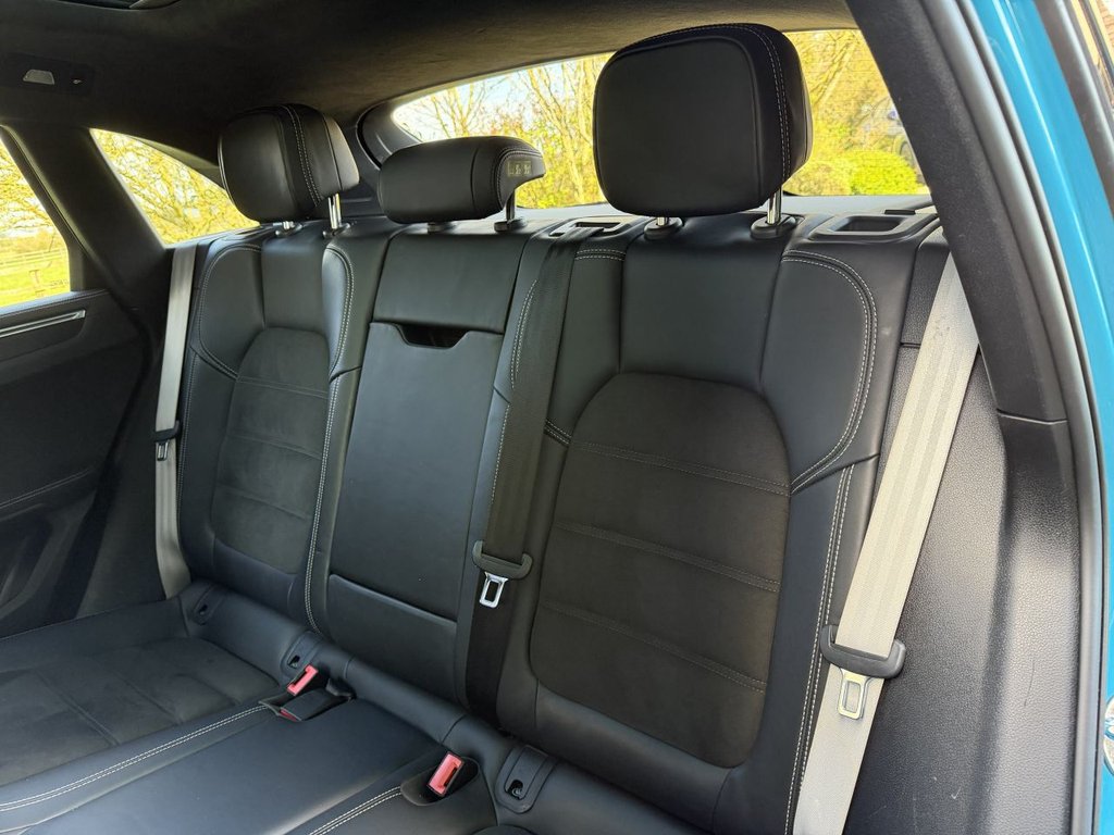 Used Porsche Macan 2022 for sale - 78030023: Photo 17