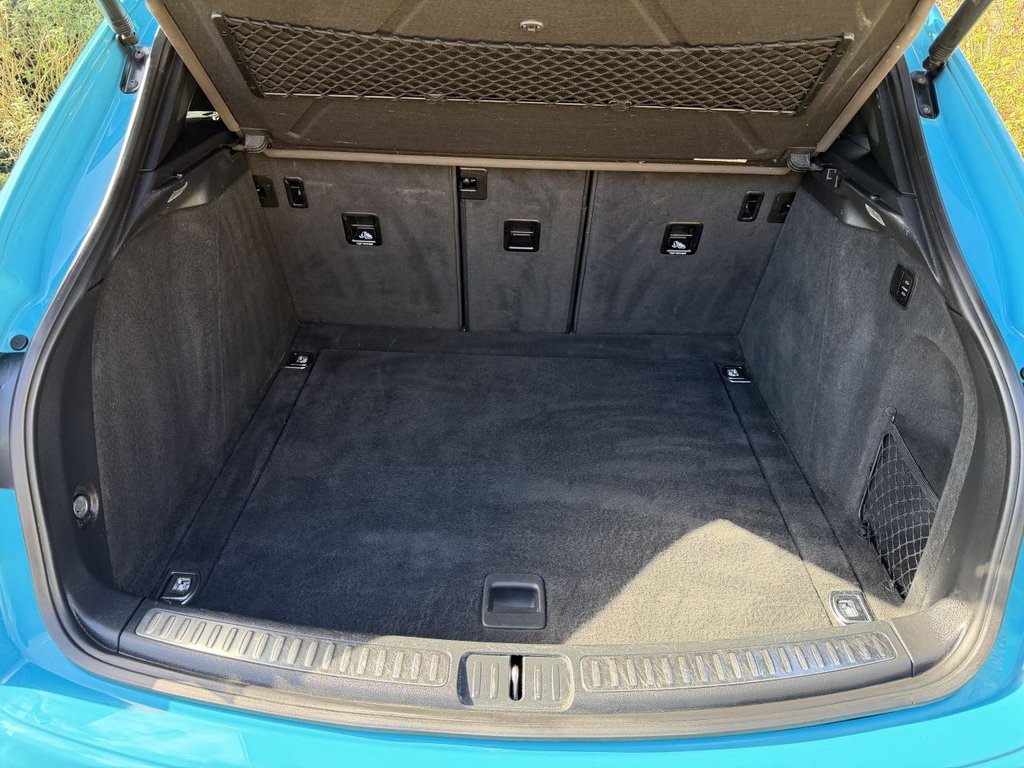 Used Porsche Macan 2022 for sale - 78030023: Photo 30