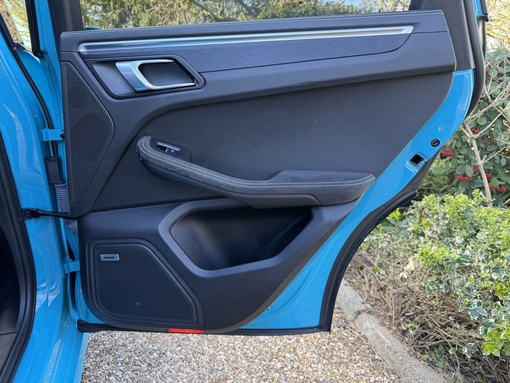 Used Porsche Macan 2022 for sale - 78030023: Photo 34