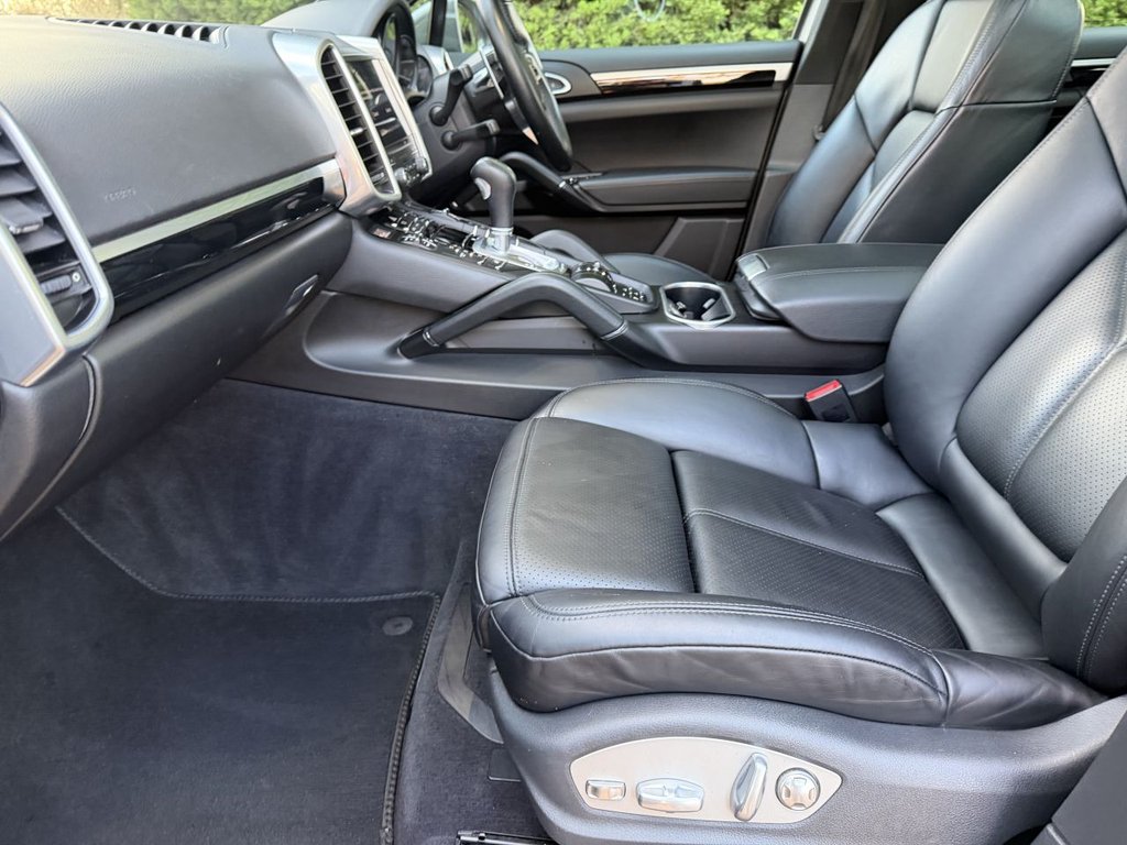 Used Porsche Cayenne 2017 for sale - 77157400: Photo 14