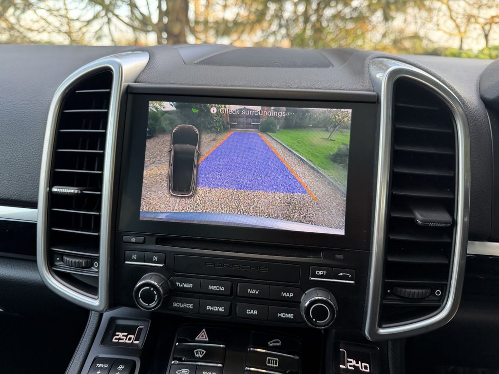 Used Porsche Cayenne 2017 for sale - 77157400: Photo 22