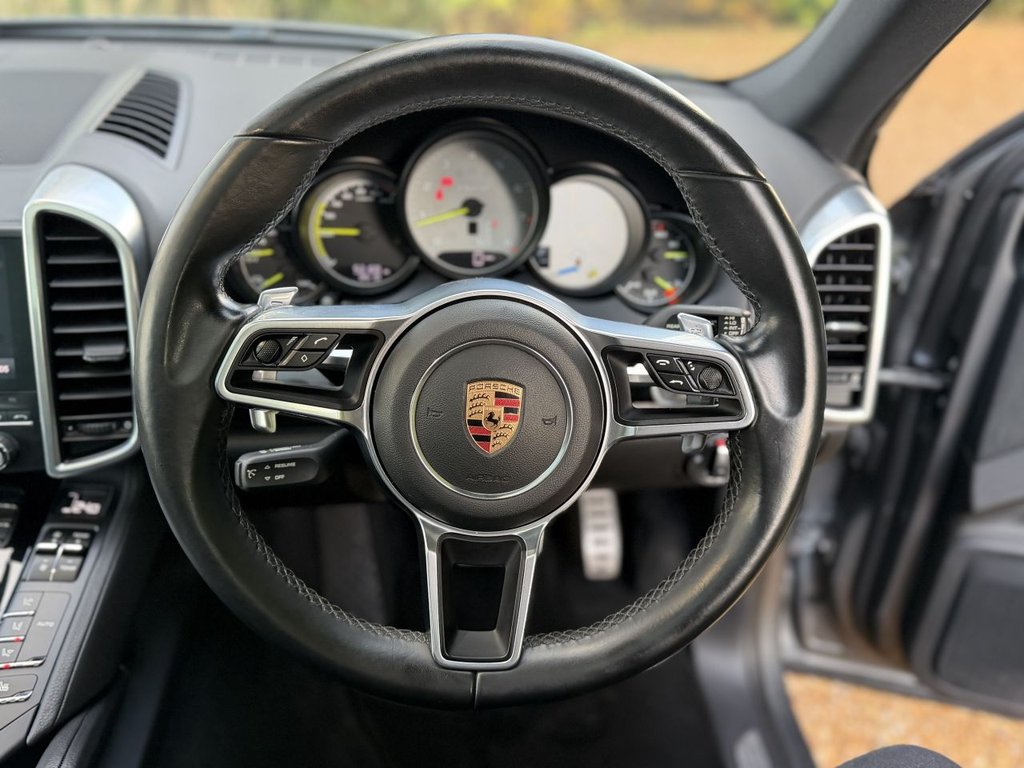 Used Porsche Cayenne 2017 for sale - 77157400: Photo 23